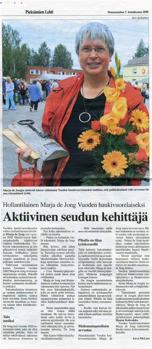 Marja de Jong awarded as citizen of the year in Haukivuori.